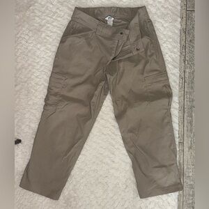 Duluth Trading Co Women's Beige Capris